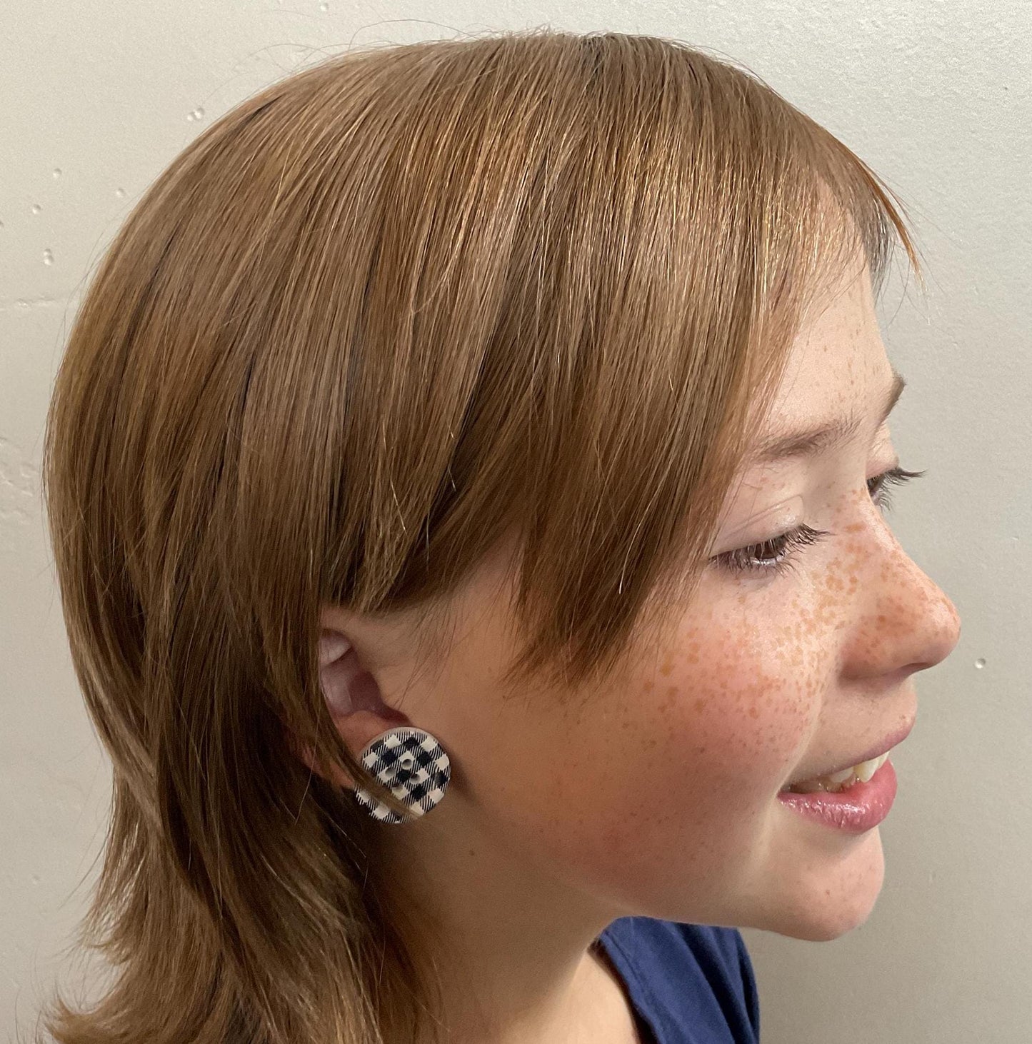 handmade plaid christmas button earrings